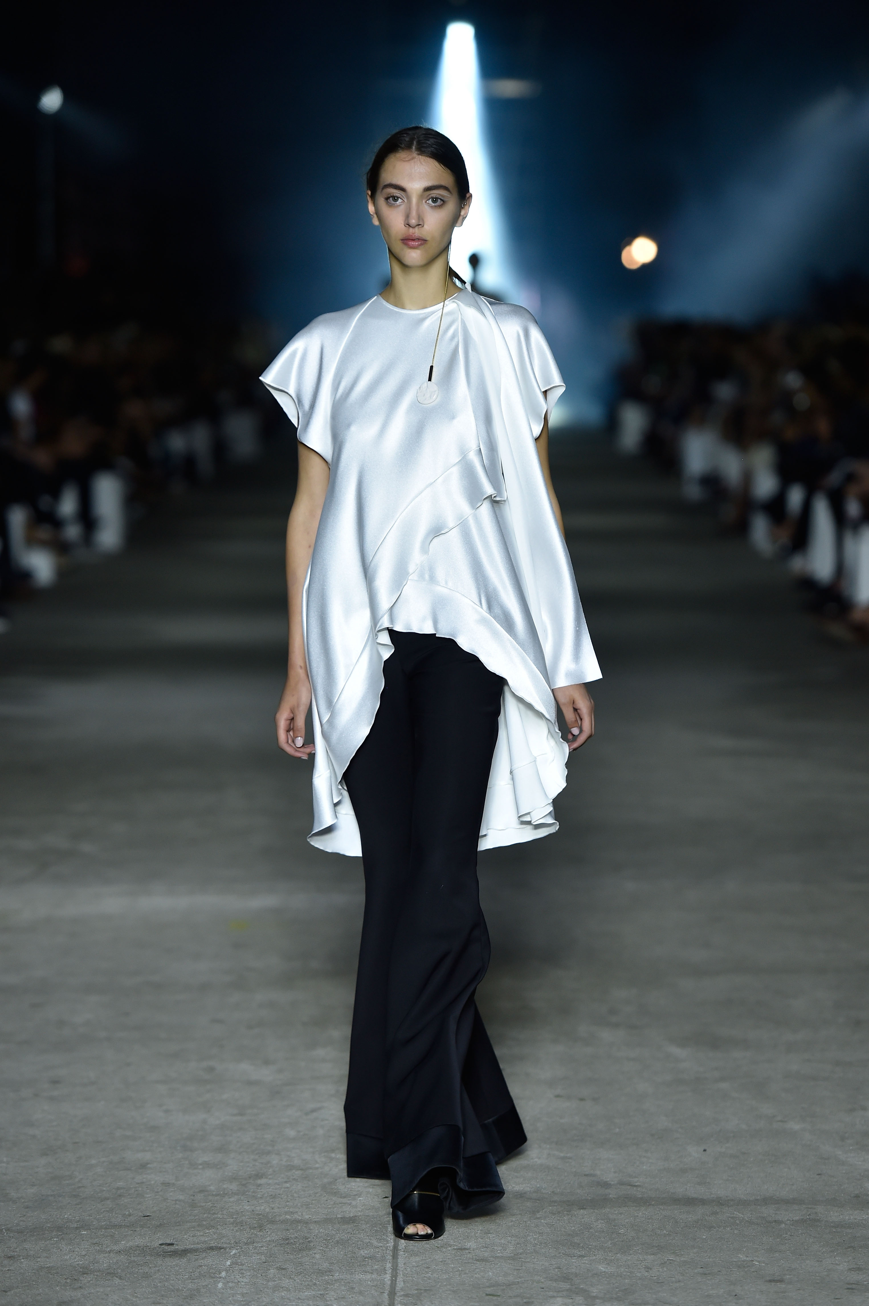 JournellesAustralianFashionWeekFall2015GettyImages52 Journelles